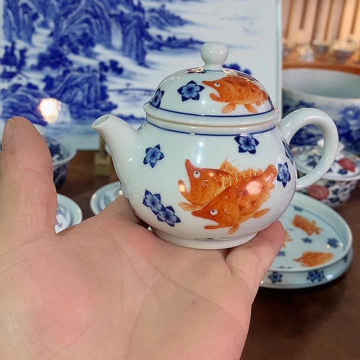 錡镇堂手工手绘壶