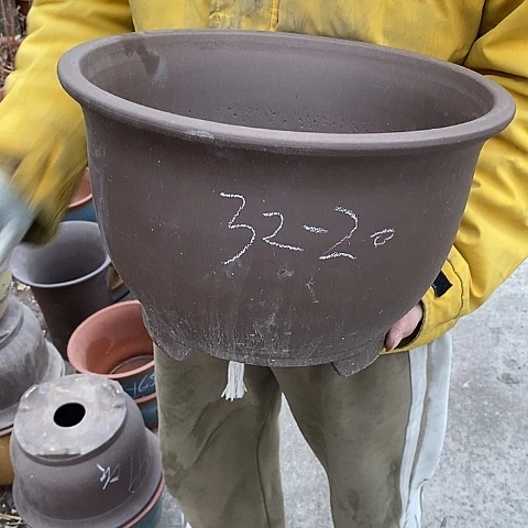 紫砂中国宜兴紫砂花盆，