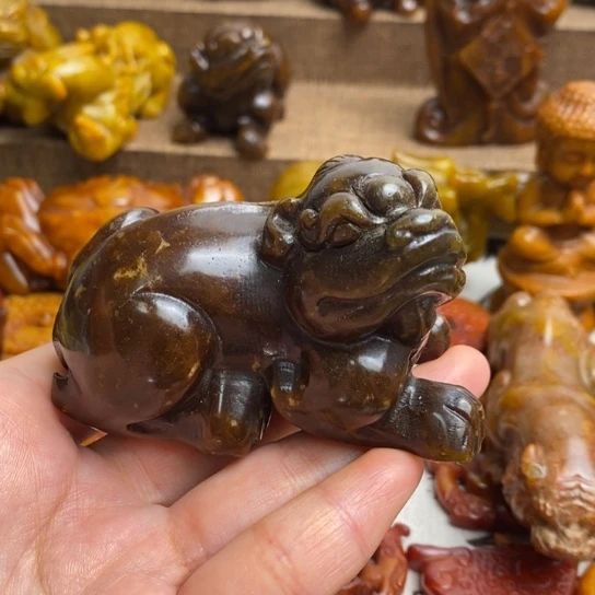 恒***福蛇纹石玉未镶嵌颈饰