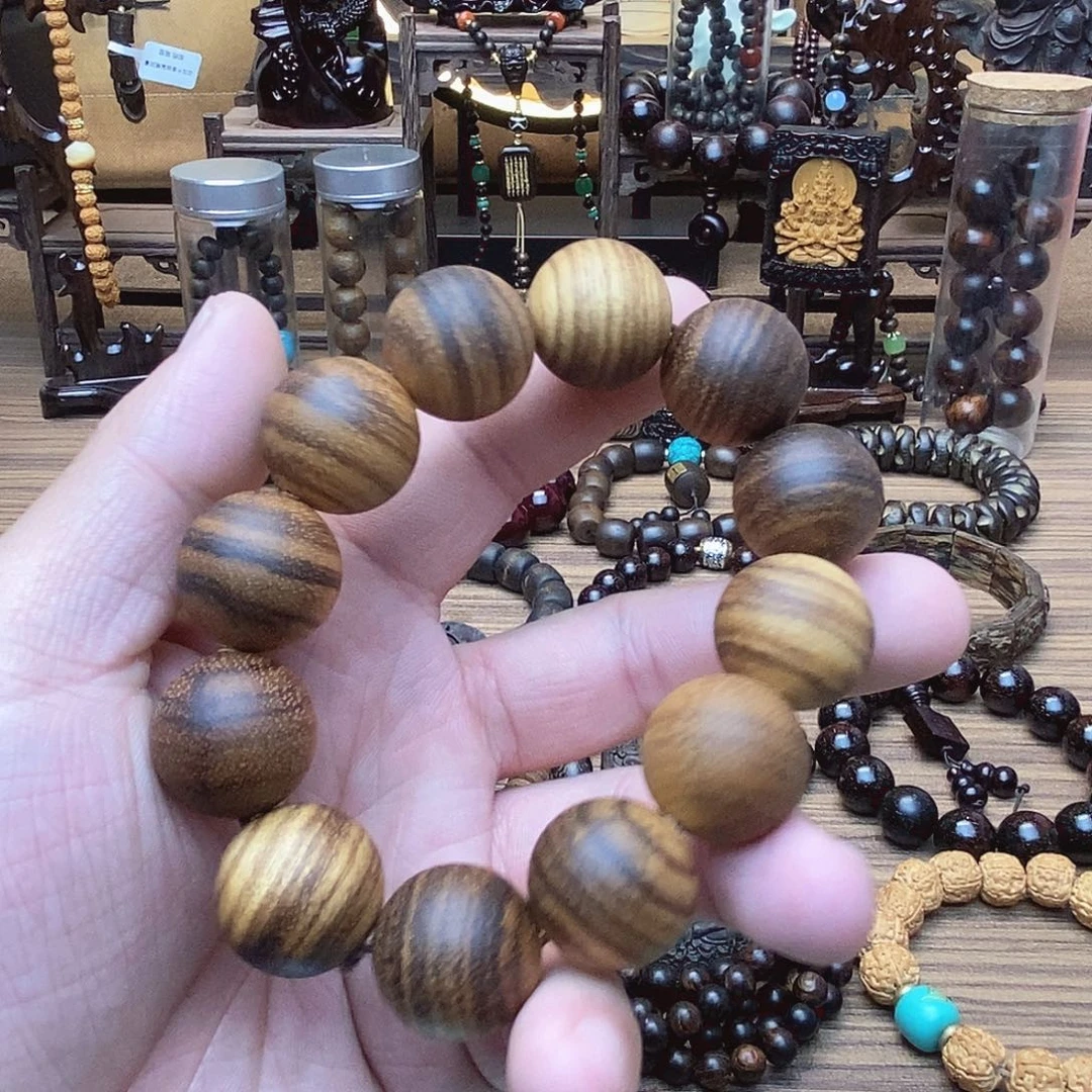 滴血莲花菩提手串