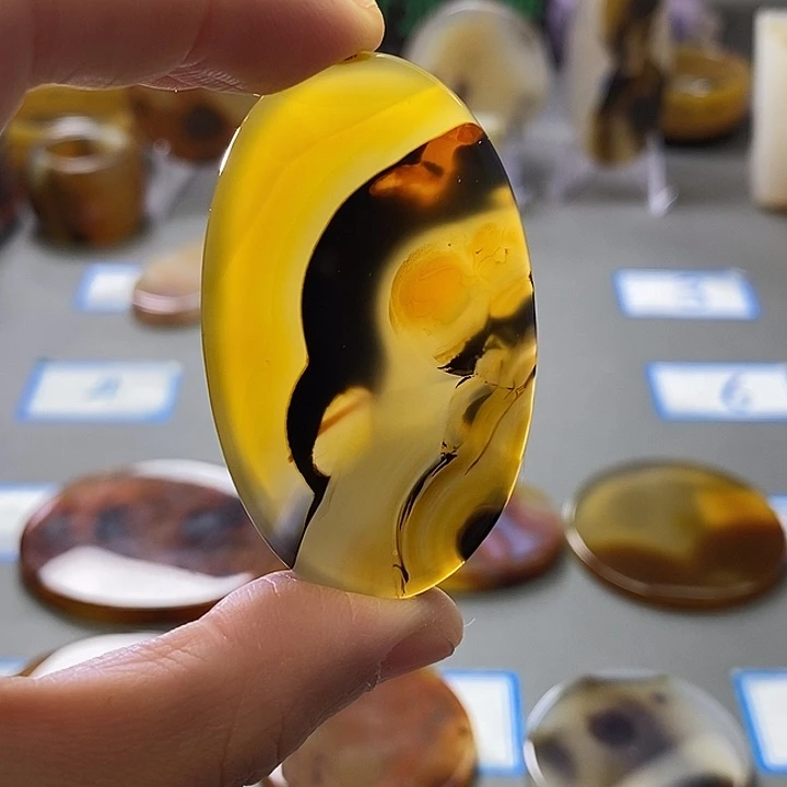 玛瑙/玉髓未镶嵌珠宝半成品146