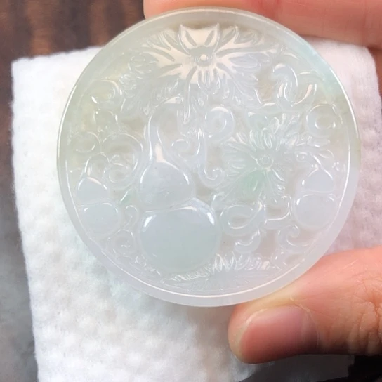 翡翠未镶嵌颈饰缅甸A货，每天下午1点半开播