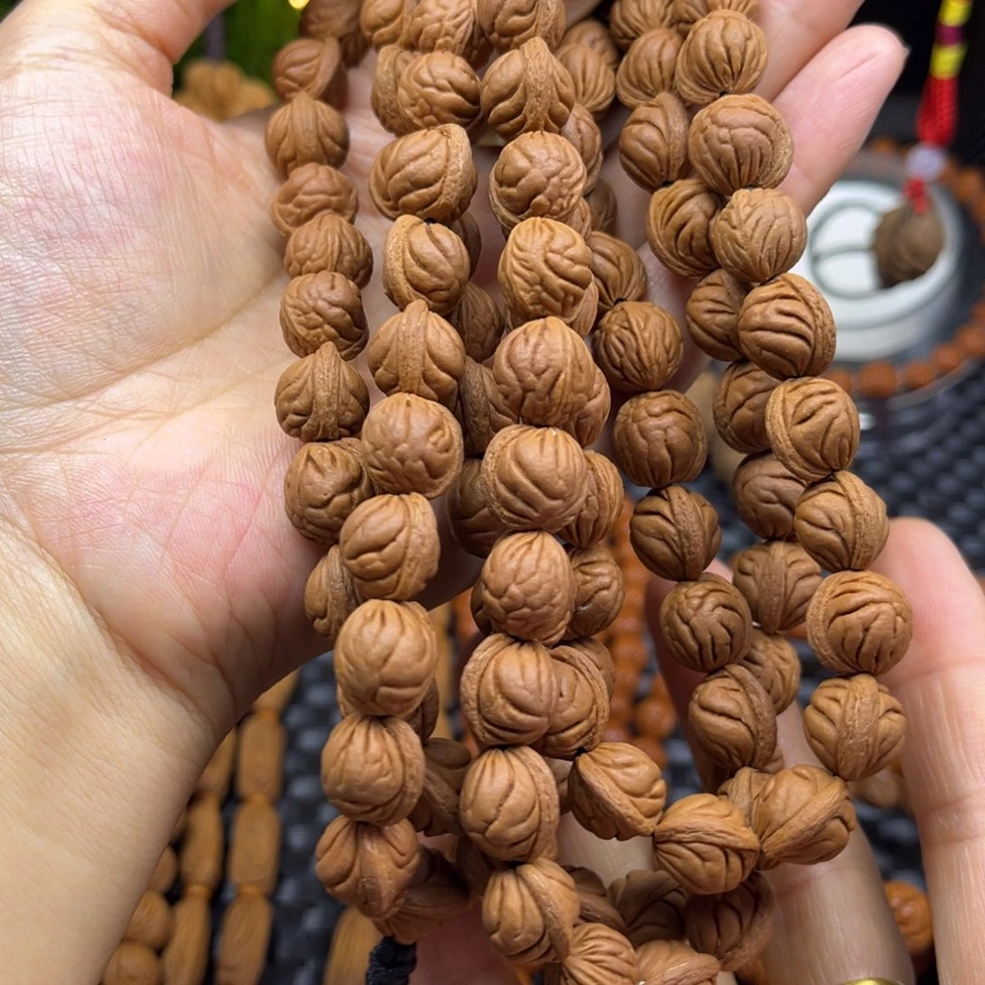 桃核手串玉龙脊脖挂