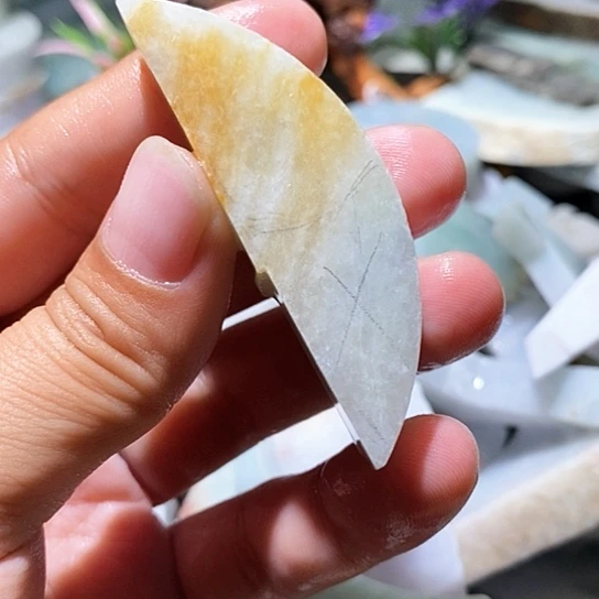 散珠翡翠边角料130