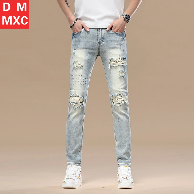 高端破洞牛仔裤男修身小脚弹力时尚潮流2025春夏新款浅色水洗长裤