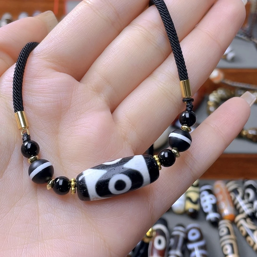 未镶嵌颈饰玛瑙/玉髓