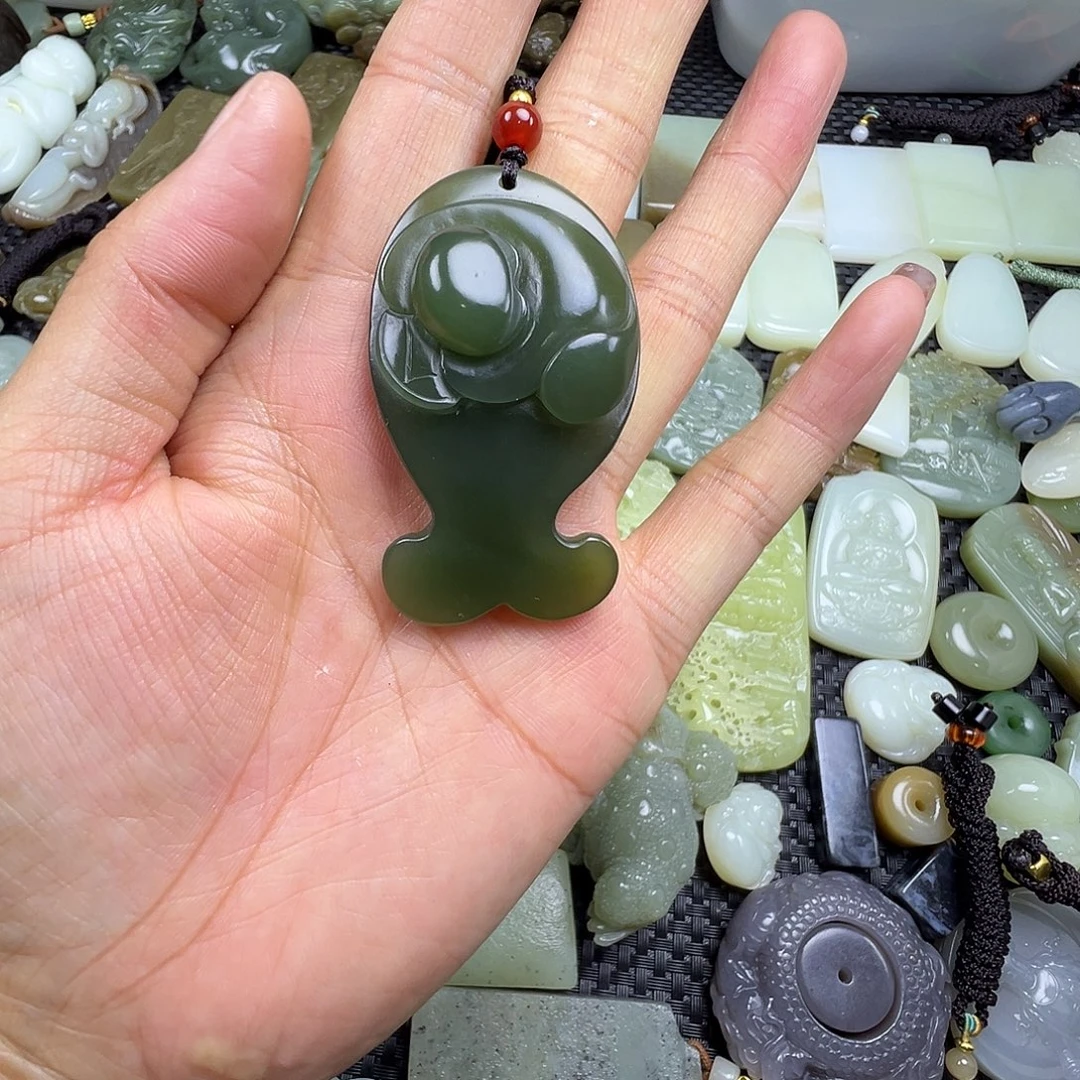 和田玉未镶嵌颈饰卡55