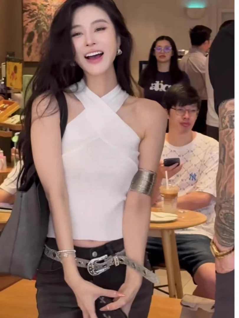 古奈家针织交叉一字肩上衣两穿背心挂脖设计感小众修身性感