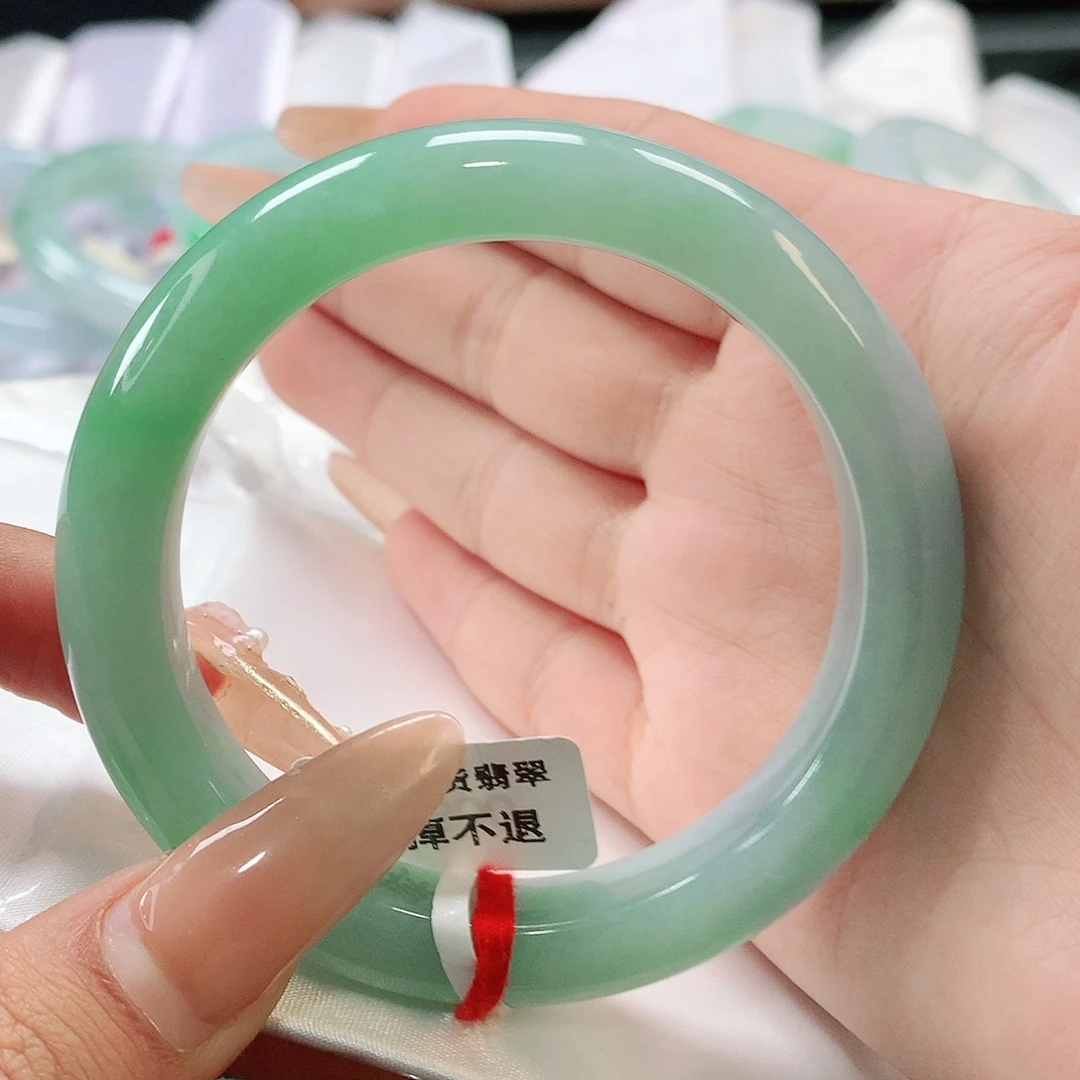 翡翠未镶嵌手镯缅甸天然翡翠