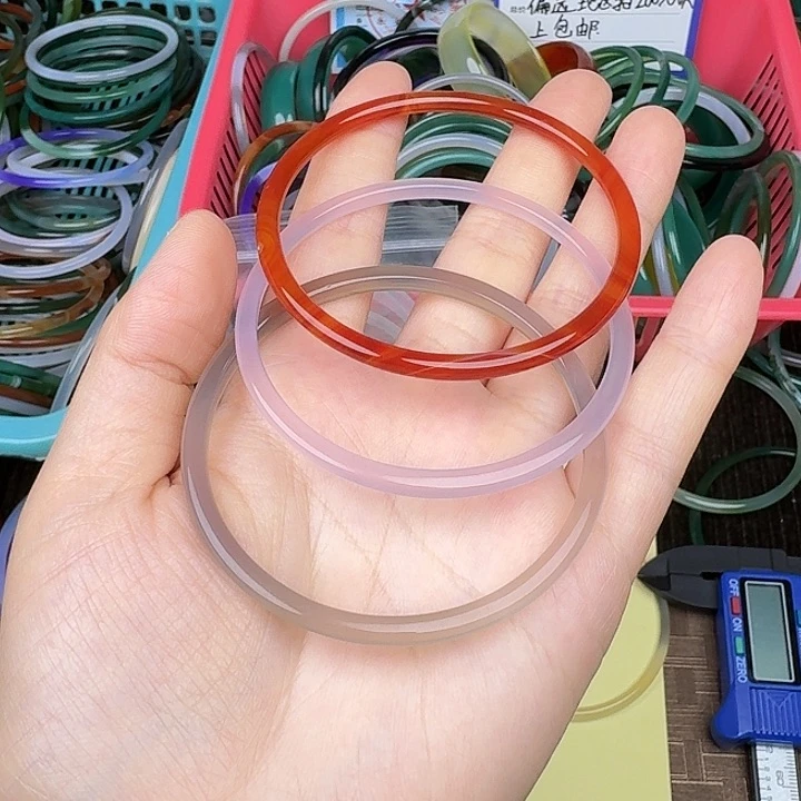 玛瑙/玉髓手镯未镶嵌