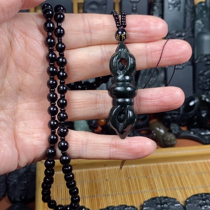 和田玉（青玉）未镶嵌颈饰