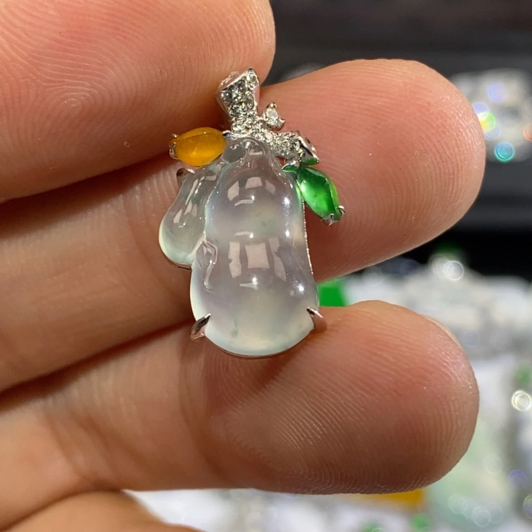 吊坠(不含链)18K金镶嵌翡翠冰飘花福瓜