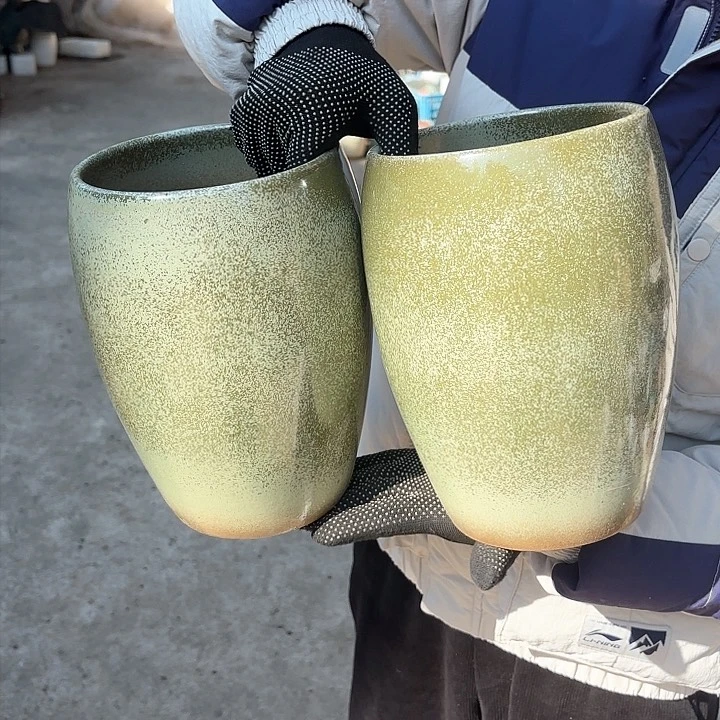 红陶绿两个口径16高度23