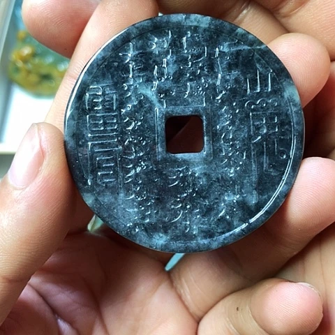 翡翠未镶嵌颈饰天然