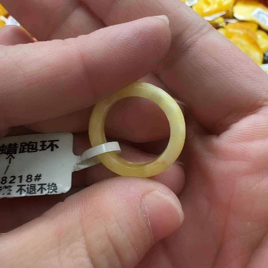 琥珀未镶嵌珠宝奇石90