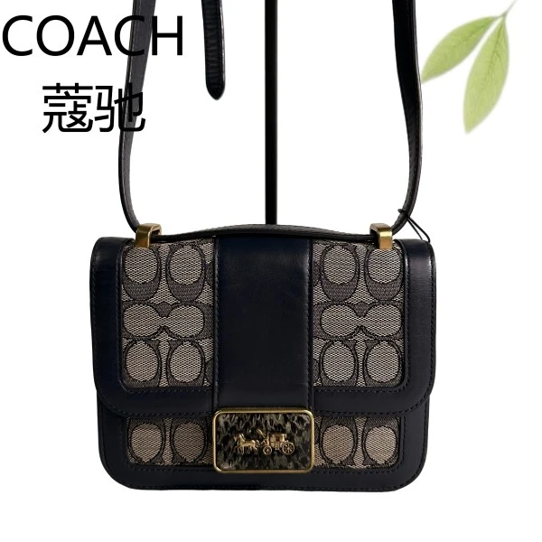 95新 COACH/蔻驰 深蓝香布雷拼皮马车标斜挎包G25804578底长18X13