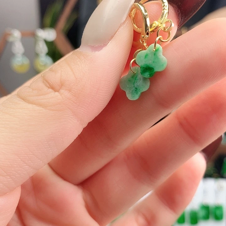 翡翠未镶嵌耳饰耳饰