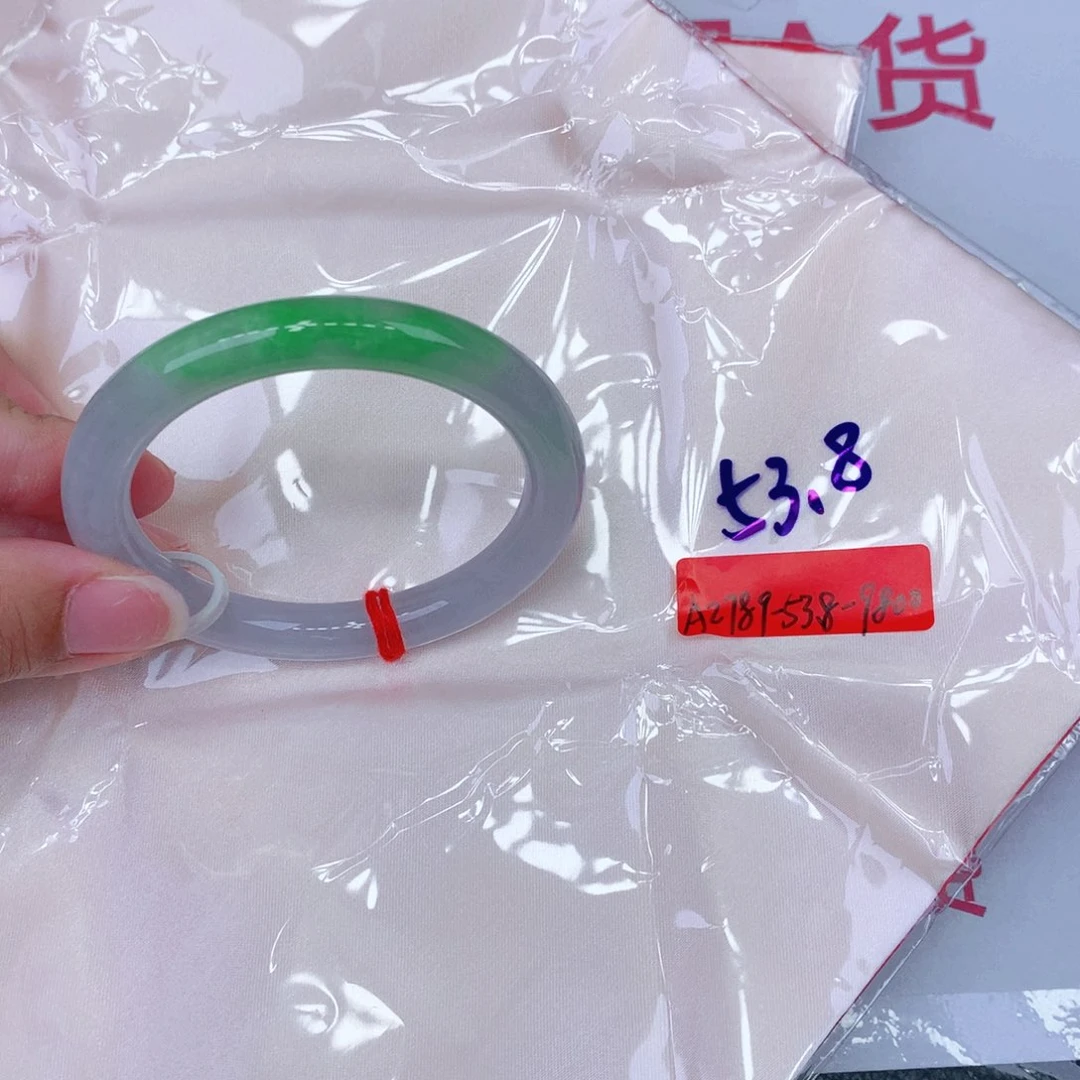 未镶嵌手镯翡翠M****?缅甸翡翠