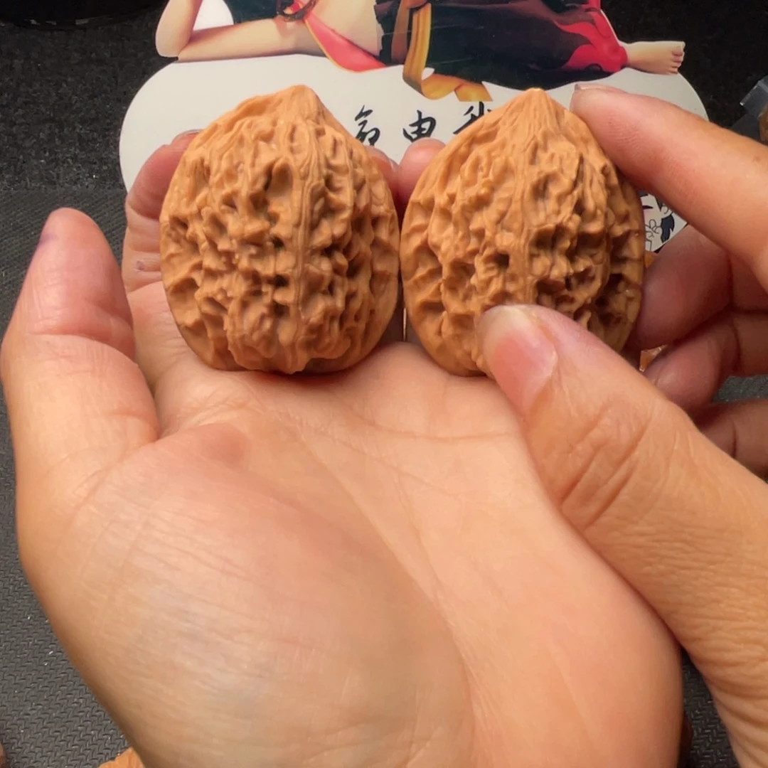 文玩核桃把件W 26 39 鸡心