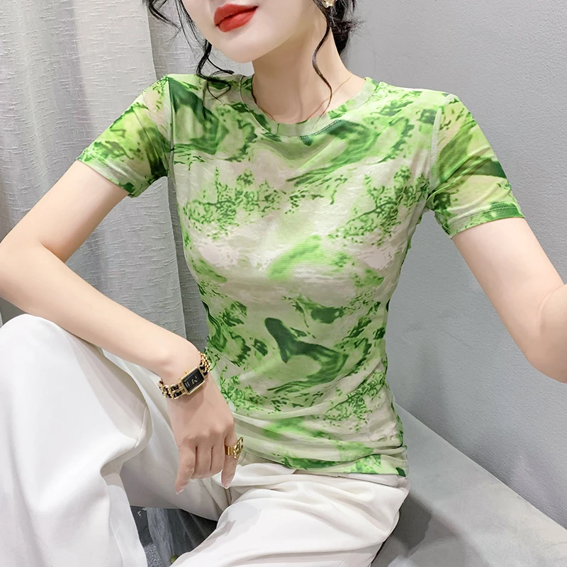 2025夏季新款果绿印花网纱短袖T恤女圆领修身套头显瘦打底衫上衣