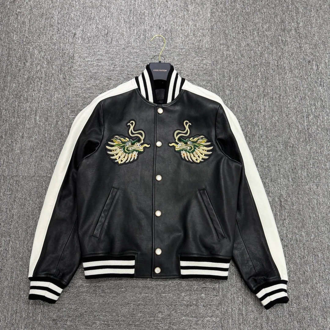 99新 LouisVuitton/路易威登 菲董龙年串珠牛皮夹克/46码/15511