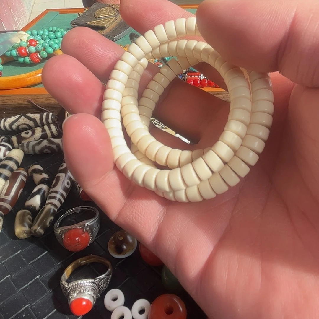 喵***春配饰陶珠磨损漂亮