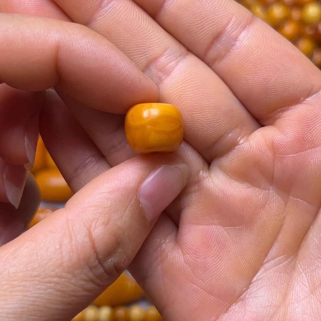 牧***君琥珀未镶嵌吊坠(不含链)