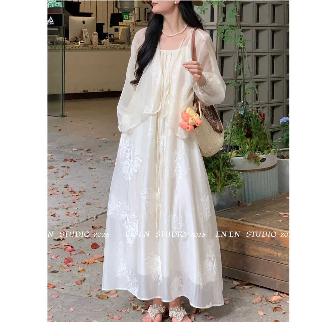 【唐雪莹专属】新款夏季新品复古设计法式吊带裙开衫两件套 TB25888