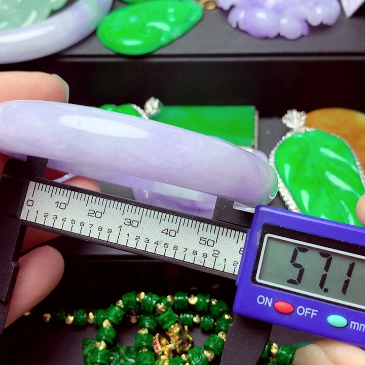 翡翠未镶嵌手镯手镯