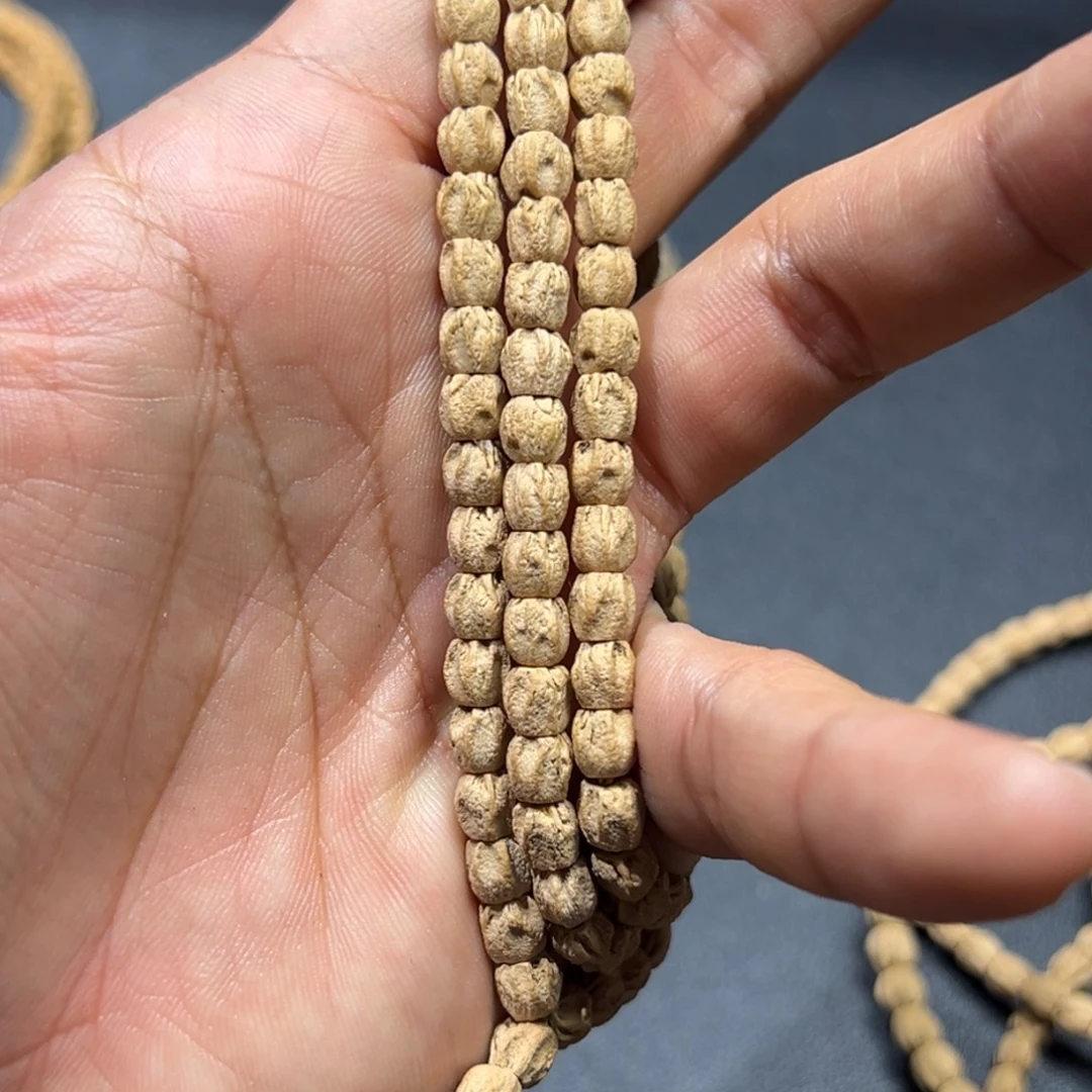 吊坠柏香籽/百香籽D35
