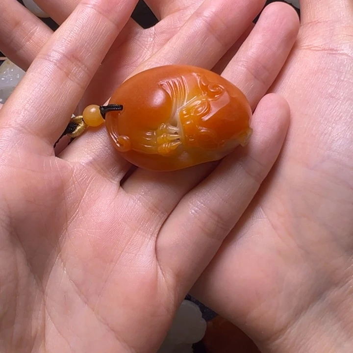 北***6和田玉未镶嵌颈饰