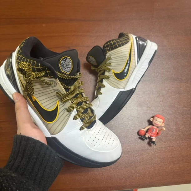 95新 NIKE/耐克 nike/zk4季后赛43码二手商品包正品已洗护消毒