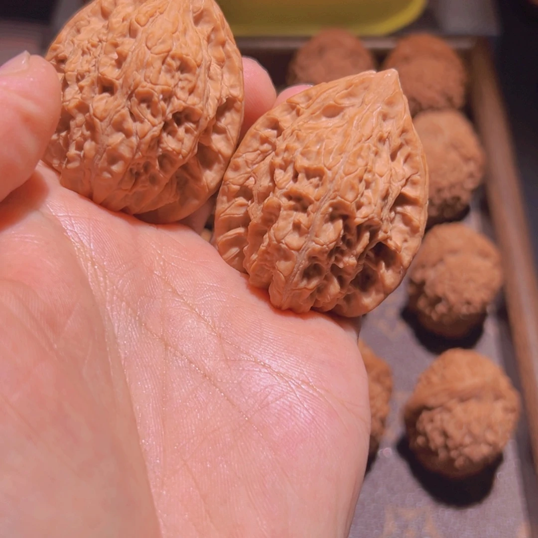 瑞麟文玩核桃长治吸血鬼