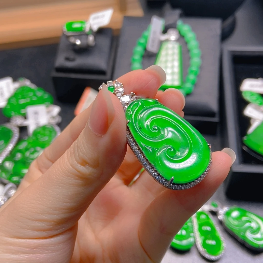 翡翠银S925镶嵌吊坠(不含链)