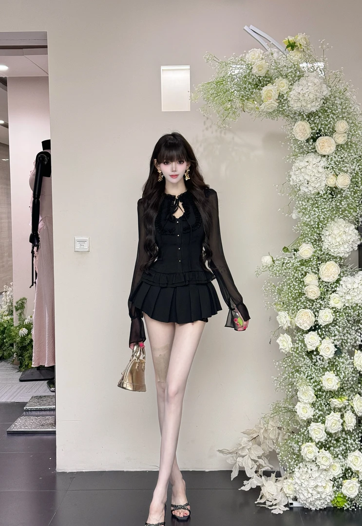 新品●YeYe●（曲线主义长袖版）●时尚套装纯欲风