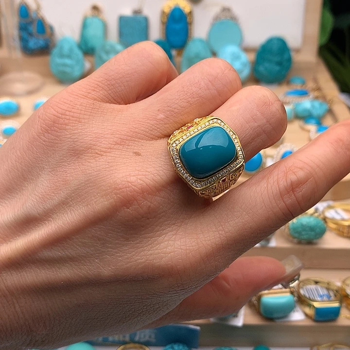 绿松石18K金镶嵌珠宝奇石