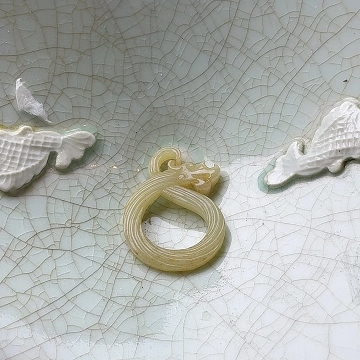 瓷片双鱼青瓷开片大碗