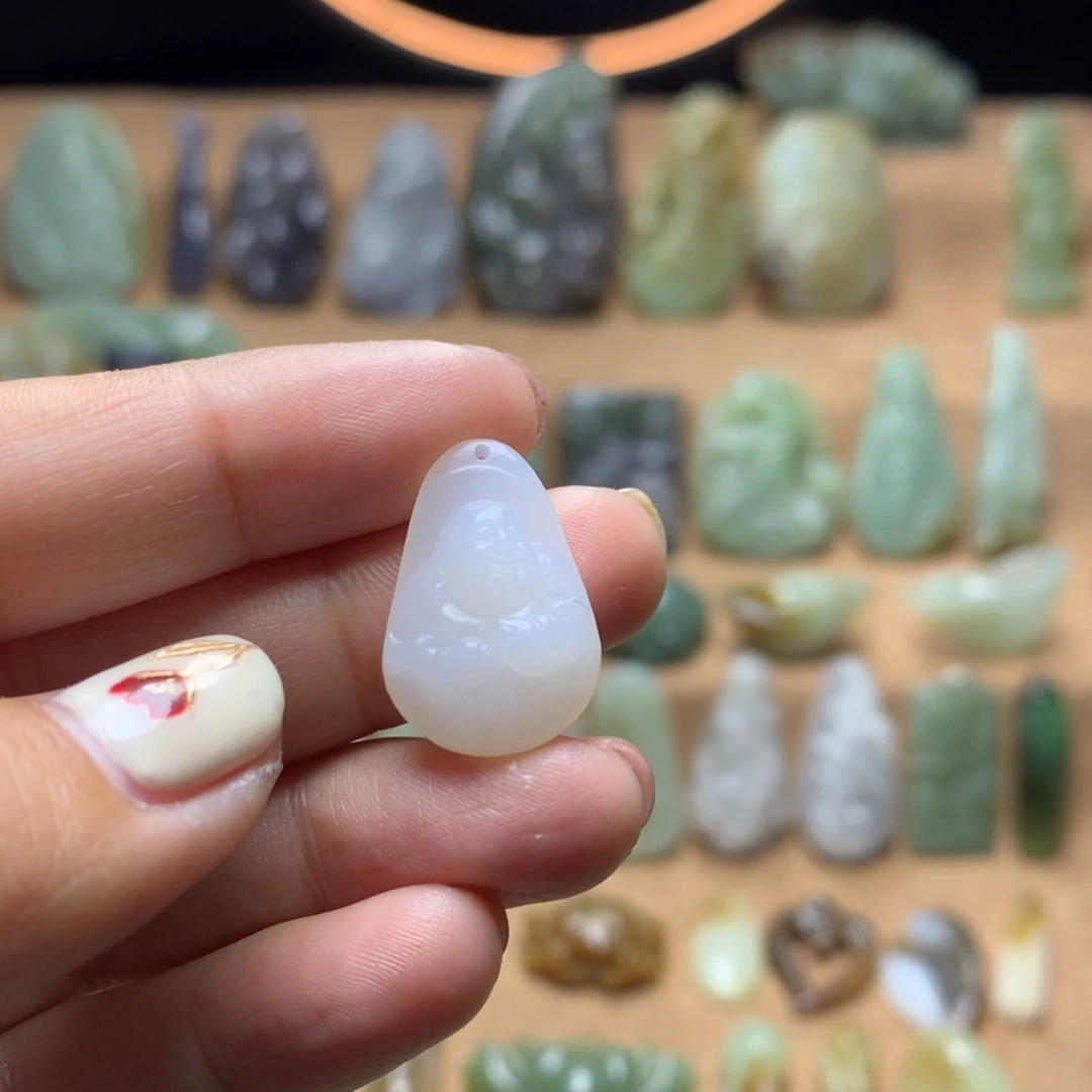 和田玉挂件未镶嵌