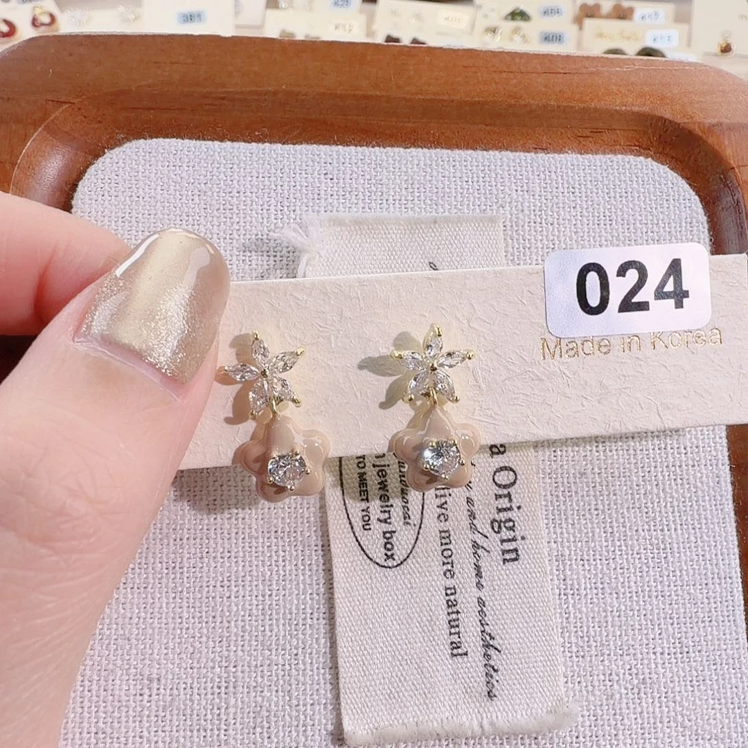 仿珍珠铜合金925银耳钉