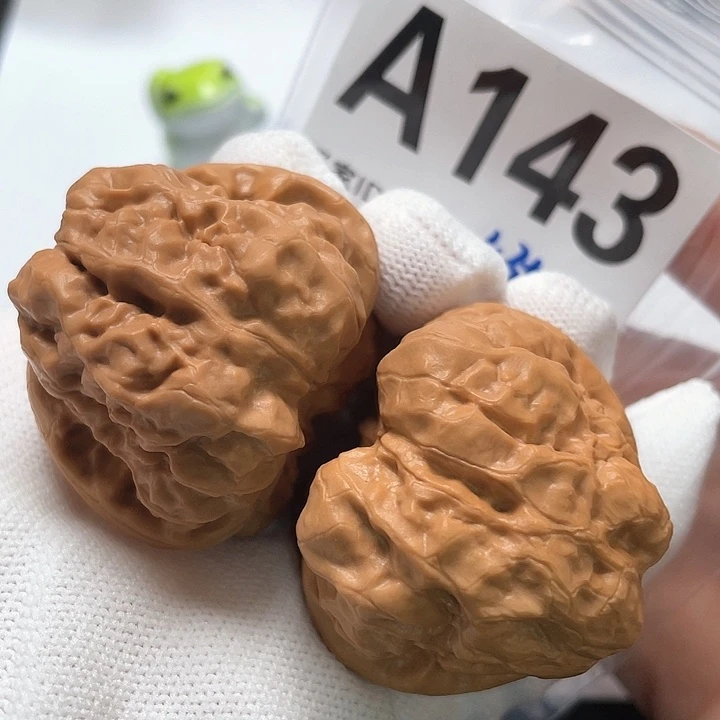 文玩核桃把件蛤蟆42 43+