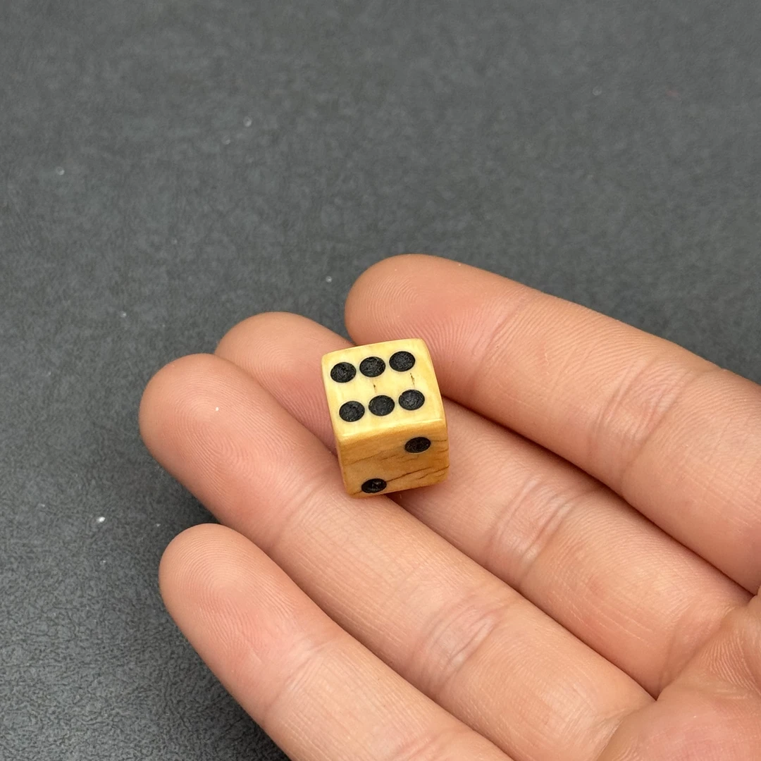 X6512天然猛犸牙雕刻件12mm支持鉴定 假一罚四