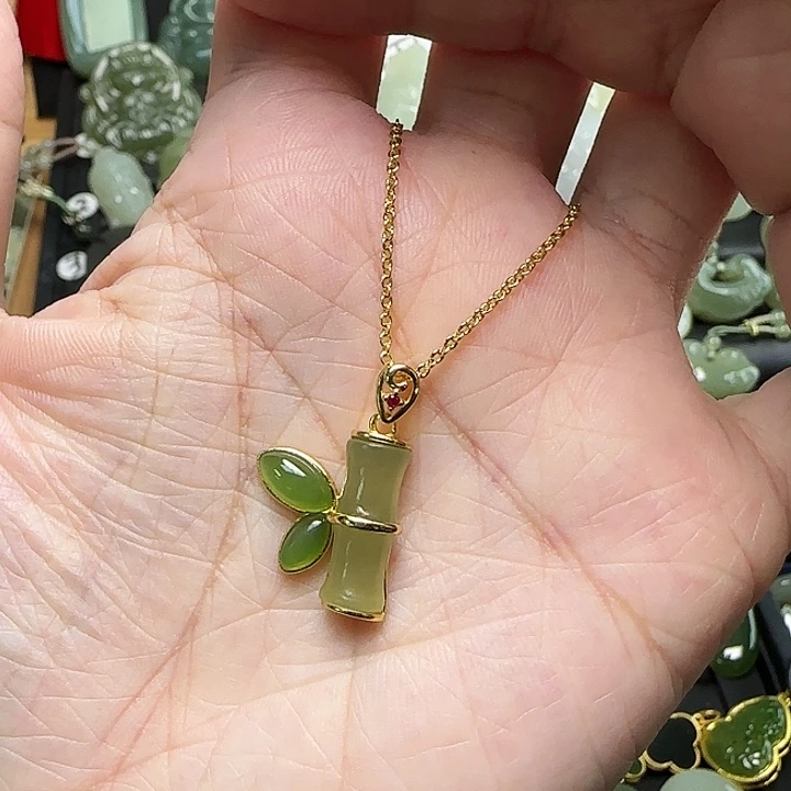 颈饰银S925镶嵌和田玉