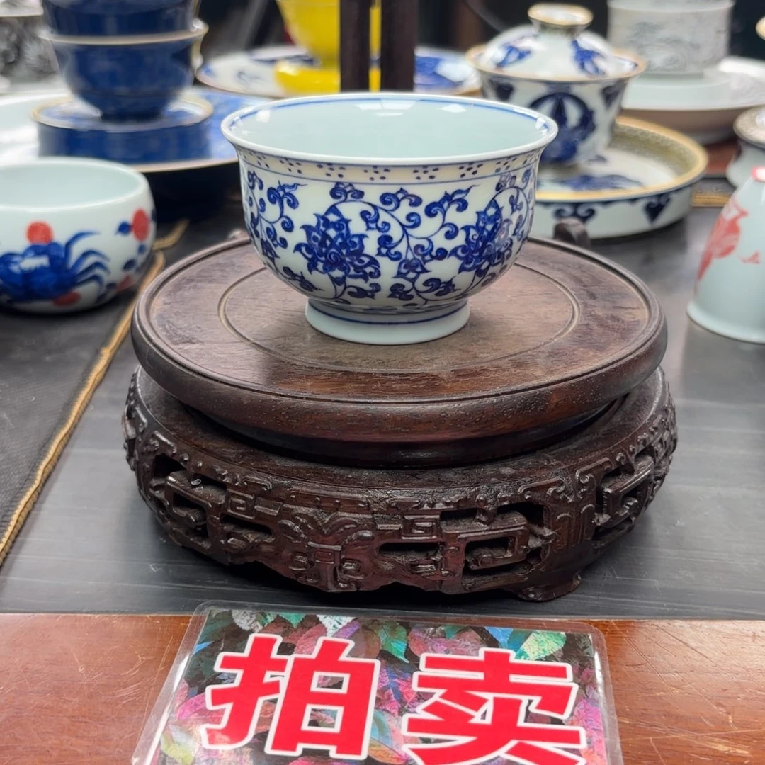 万***致缠枝手绘杯子杯子6
