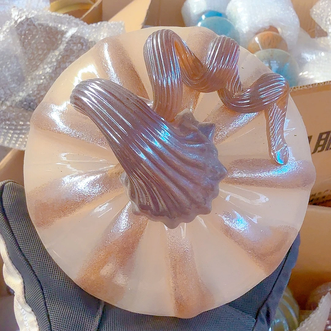 咖黄色条纹琉璃南瓜