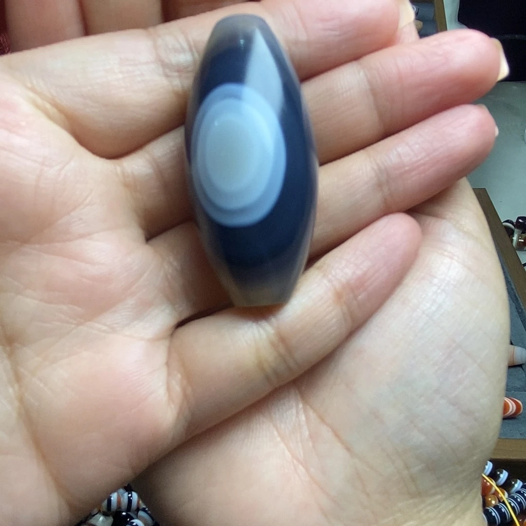 玛瑙/玉髓颈饰合金双***蛋