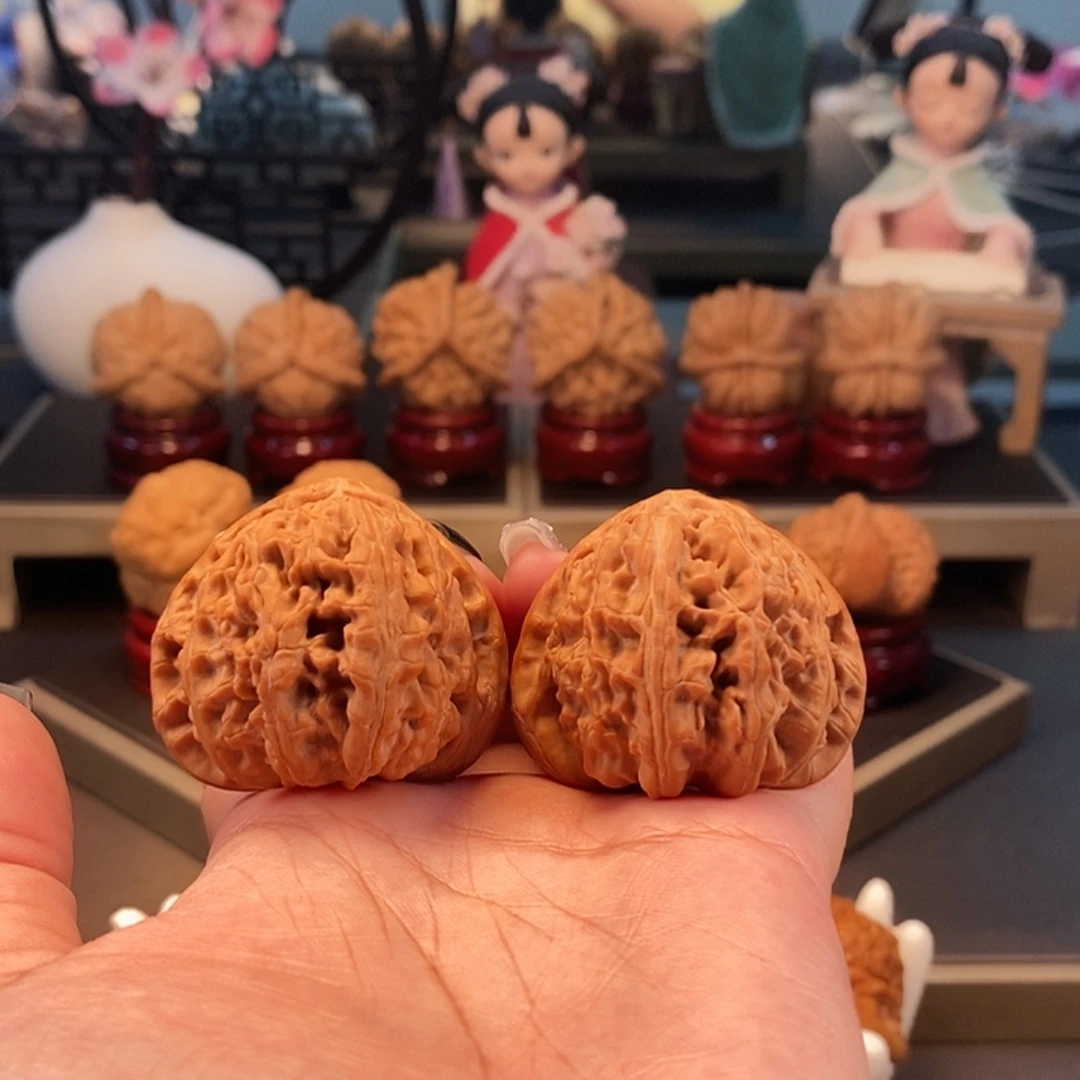 把件文玩核桃43三角白