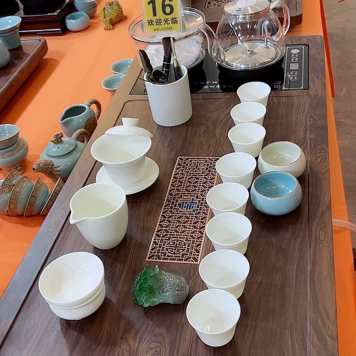 我们是不一样哦哈哈嘻嘻