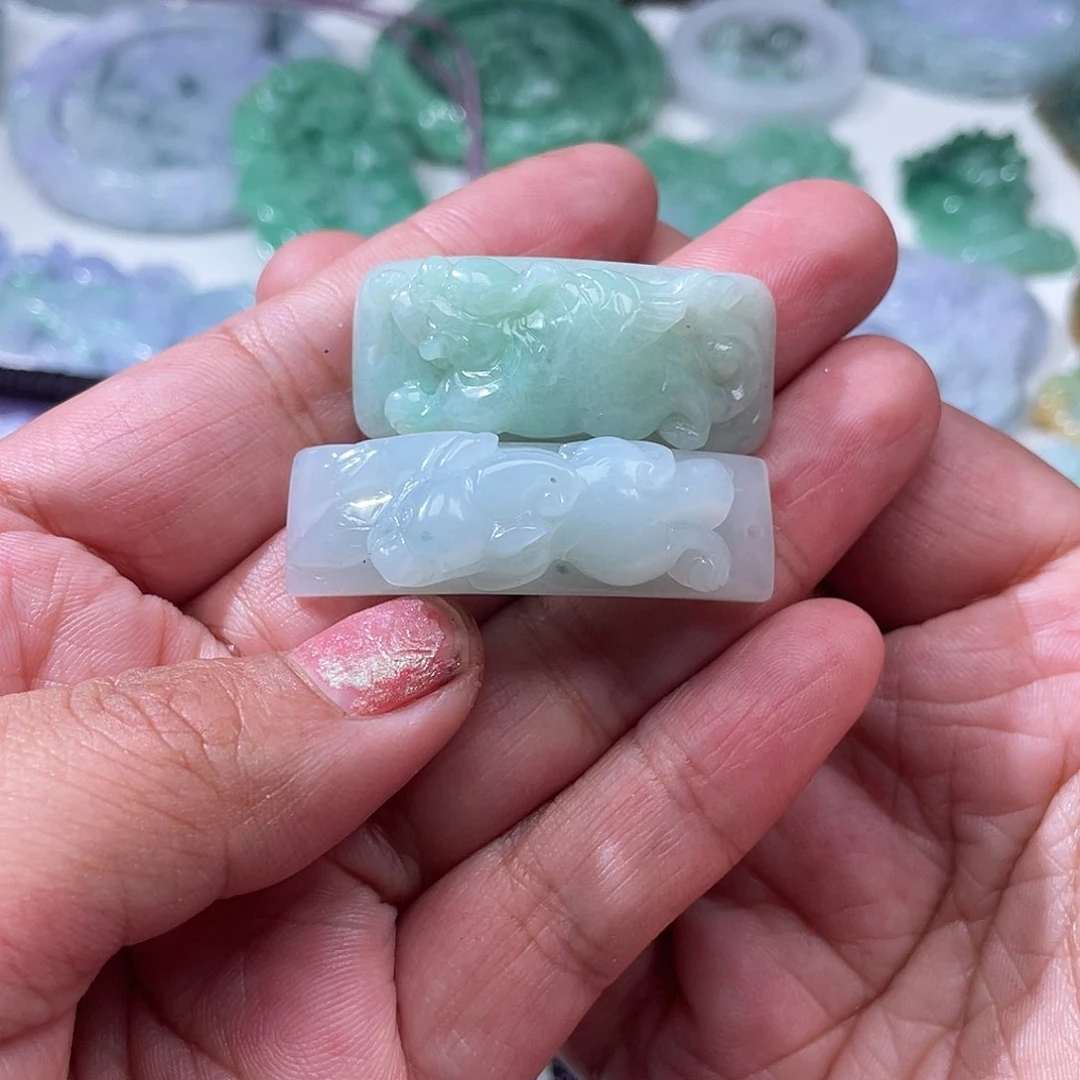 颈饰未镶嵌翡翠沈**钱翡玉玉珠宝