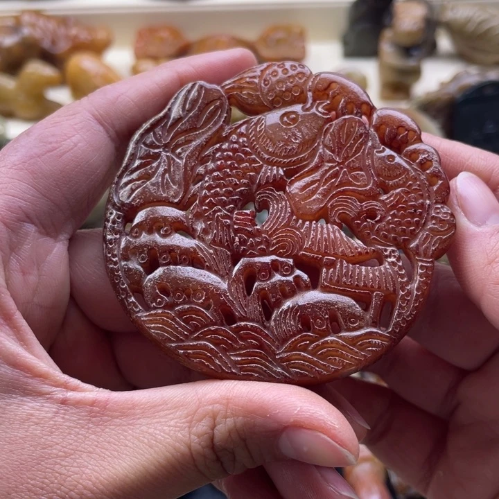 蛇纹石玉颈饰未镶嵌