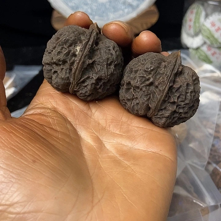把件文玩核桃云南铁核桃基地74